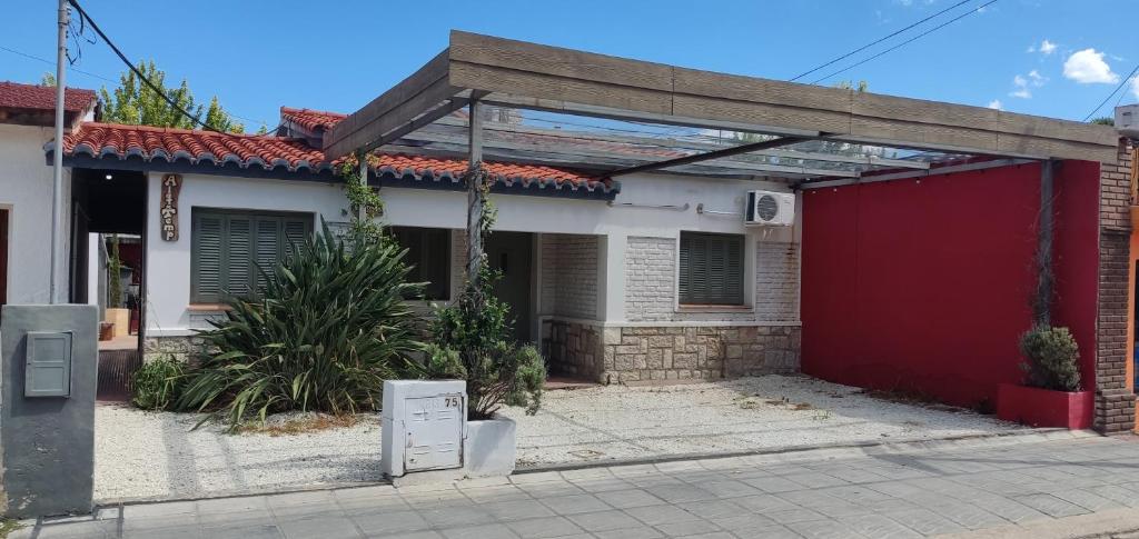Benvinguts Casa y Apartamentos de 1 a 12 personas Pleno Centro Santa Rosa de Calamuchita