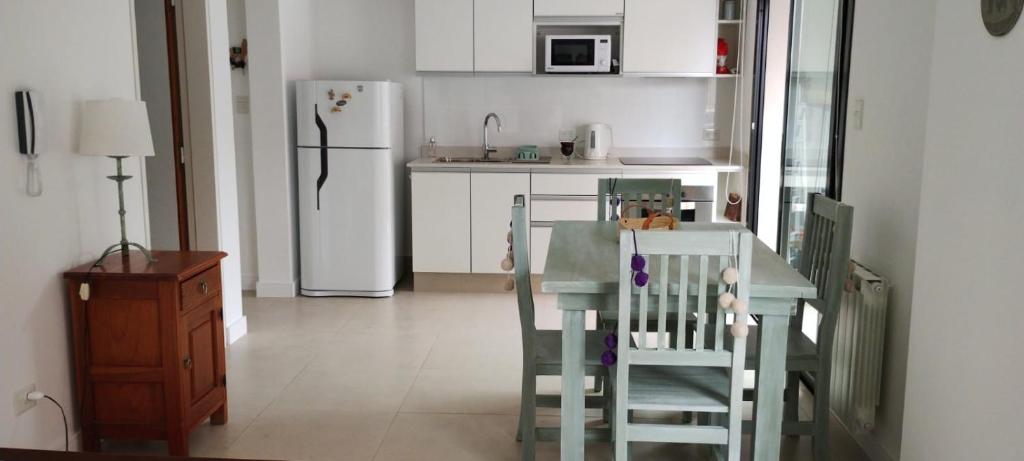 Alsina Departamento nuevo y luminoso