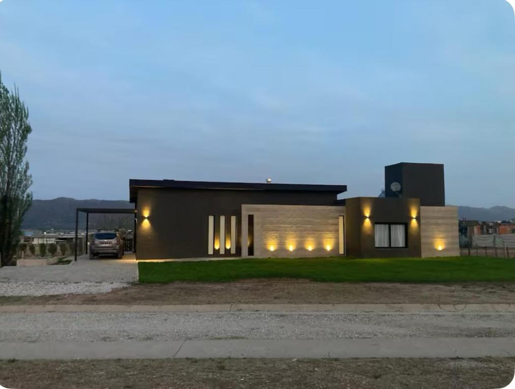 Casa Puerto del Águila - Lago Los Molinos